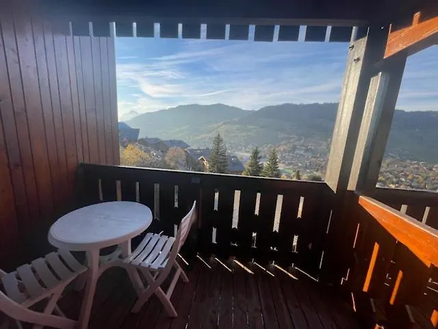 Lune D'argent Avec Vue Sur La Montagne شقة